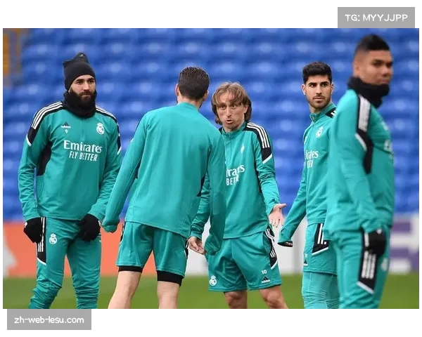 欧冠转播权新周期：美国媒体集团以创纪录价格竞得英国地区版权